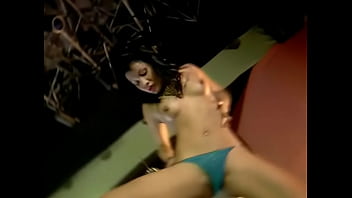 Tarian Telanjang Di Klub Malam China Yang Menggoda Jiwa