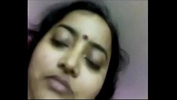 Tante Desi Yang Menggoda