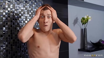 Unduh Video Panas Chloe Dengan Adegan Mesum Yang Bikin Nafsu Membara Di Zzfull.com