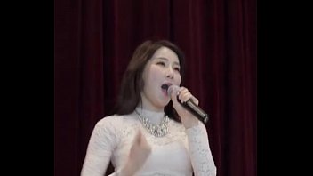 Gadis Korea Seksi Menggoda