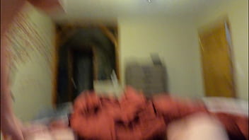 Ayah Tiriku Menghamili Putri Tirinya Saat Ibu Tirinya Tergeletak Di Sofa Bawah