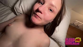 Kakak Tiri Ngentot Adik Tiri Dengan Kontol Raksasa