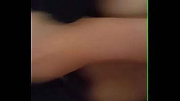 Wanita Berhijab Yang Menggoda Dengan Kecantikan Alaminya