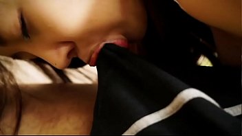 Gadis Oriental Dengan Pesona Menggoda