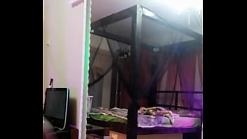 Pelacur Siap Digilir Di Kantor