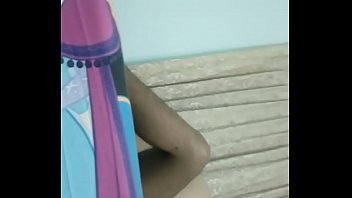 Bicara Mesra Dengan Lebahku