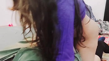 Istri India Hadiahkan Seks Anal Di Hari Pernikahan Dengan Suara Hindi Yang Jelas Dan Bicara Kotor