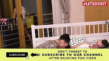 Ibu Tiri Rusia Menggoda Dan Mengajak Anak Tirinya Untuk Bercinta Anal