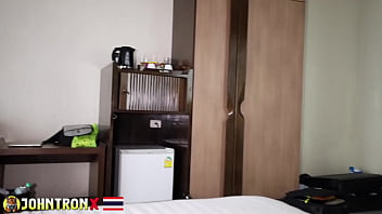 Remaja Thailand Ramping Dalam Pov Mengisap Dan Menaiki Kontolku