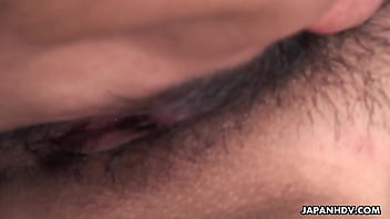 Ibu Tiri Ketahuan Mengocok Memek Basahnya Oleh Anaknya