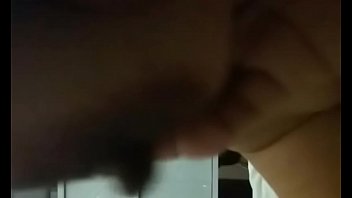 Adik Kecil Nyepong Kontol Gede Di Live Bigo