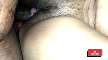 Nyonya Rumah Tangga India, Desi, Ngesek Dengan Tatya Di Rumah Pakai Kondom Yang Dibuka Pake Mulut