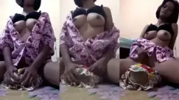 Gadis Cilik Berambut Pendek Dengan Payudara Besar Dan Pantat Montok