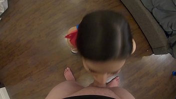 Gadis Cheerleader Nakal Menggoda Dan Bercinta Dengan Kakak Tirinya (bagian 1)