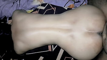 Perselingkuhan Seks Panas Keluarga India Dengan Bisikan Mesra Hindi