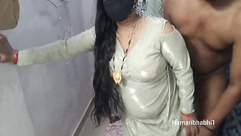 Paman Tua Mesum Ngentot Tante India Yang Bergairah