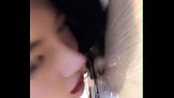 Gadis Oriental Yang Menggoda Dengan Keahlian Ranjang