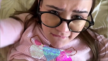 Kakak Tiri Kutu Buku Belajar Sampai Muncrat – Trinity Olsen – Terapi Keluarga – Alex Adams