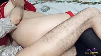 Hukuman Anal Ganas: Suara Erang Gadis Yang Ketahuan Lagi Asyik Ngentot