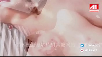 和服玲酱巨乳美臀近景第一视角全程自己动起来超诱人最后外射在平坦小腹