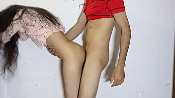 Adik Ipar Digiliri Kontol Gede Cowok Desi Dengan Suara Hindi