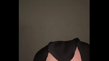 Gadis Muslim Berhijab Basah Kuyup Menggosok Klitoris Dan Masturbasi Dengan Ganas