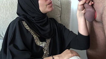 Istri Arab Selingkuh Dan Rayuan Ganas Anak Tirinya