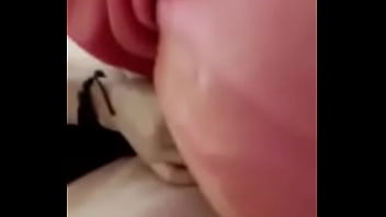 Gadis Berhijab Mengisap Kontol