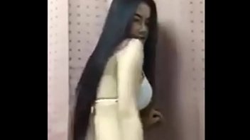 Gadis Asia Menggoda Mengocok Perut Di Live Stream Facebook