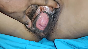 Desi Bhabhi Ki Chut Ka Maza Alag Hai