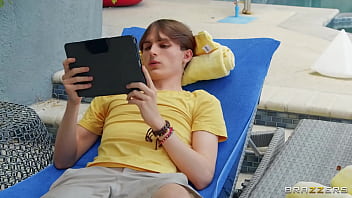 Tonton Adegan Panas Istri Digilir Pria Lain Di Brazzers, Download Lengkap Di Situs Ini