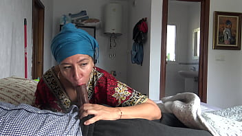 Pelayan Hotel Turki Tak Gentar Saat Prajurit Amerika Pamer Kontol Hitam Besarnya