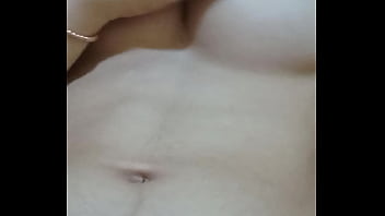 نيك قحبة مغربية تتوسل وتتوسل لي نيك طيزها وتمص رجليها، نيك طيز العربيات من المغرب وتونس ومصر