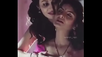 Dua Lesbi India Yang Menggoda