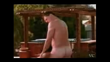 Gairah Malam Yang Membara