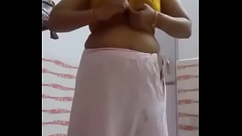 Tante India Yang Menggoda Dan Penuh Gairah