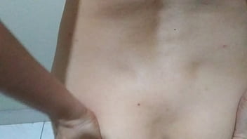 Istriku Ingin Threesome, Komentar Terbaik Akan Dipilih Untuk Sesi Panas Bertiga