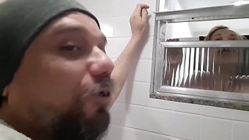 Pertama Kali Bercinta Di Kamar Big Brother Brasil: Bluezão Dan Flakael Bereaksi Panas Di Vlog Fada Mel