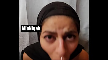 Istri Arab Berjilbab Mia – Kompilasi Sensual 7