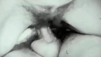 Kartu Pos Sensual Dari Ibu Tiriku Yang Menggoda