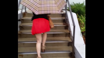 Gadis Asia Menggoda Dengan Rok Mini Yang Menggairahkan Bagian 1