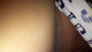 Gadis Desi Yang Menggoda Dan Penuh Gairah