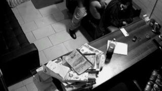 Gadis Dhaka Yang Menggila Di Kantor, Menunggangi Batang Keras Di Meja Kerja