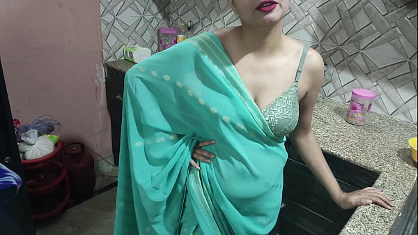 Bhabhi Garmi Mein Chud Rahi Hai Pehli Baar Devar Ke Saath! Full Hindi Audio