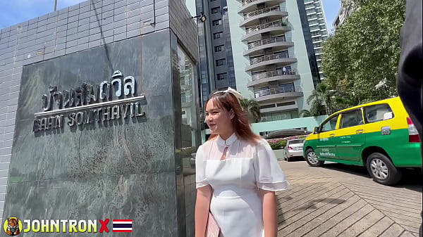 Johntronx – Gadis Thailand Montok 18 Tahun Lily Biarkan Aku Isi Rahimnya