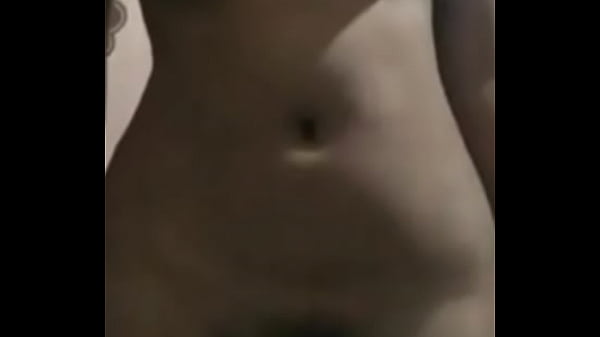 Gadis Desai Memamerkan Payudara Dan Memeknya