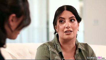 Ibu Tiri Montok Merawat Titit Hitam Besar Anak Tirinya