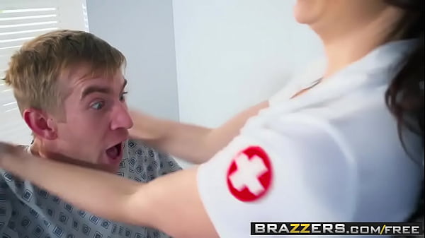 Petualangan Panas Di Ruang Dokter: Chanel Preston Dan Veruca James Dalam Adegan Tak Terlupakan