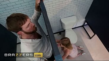 Melodi Panas Gloryhole Dengan Melody Marks / Brazzers / Masukkan Kode Xvpromo Di Situs Resmi Untuk Diskon Eksklusif