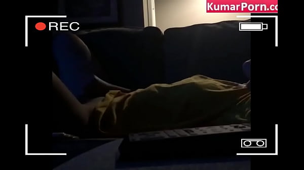 Rekaman Kamera Tersembunyi Cewek Tiongkok Lagi Ngentot Sendiri